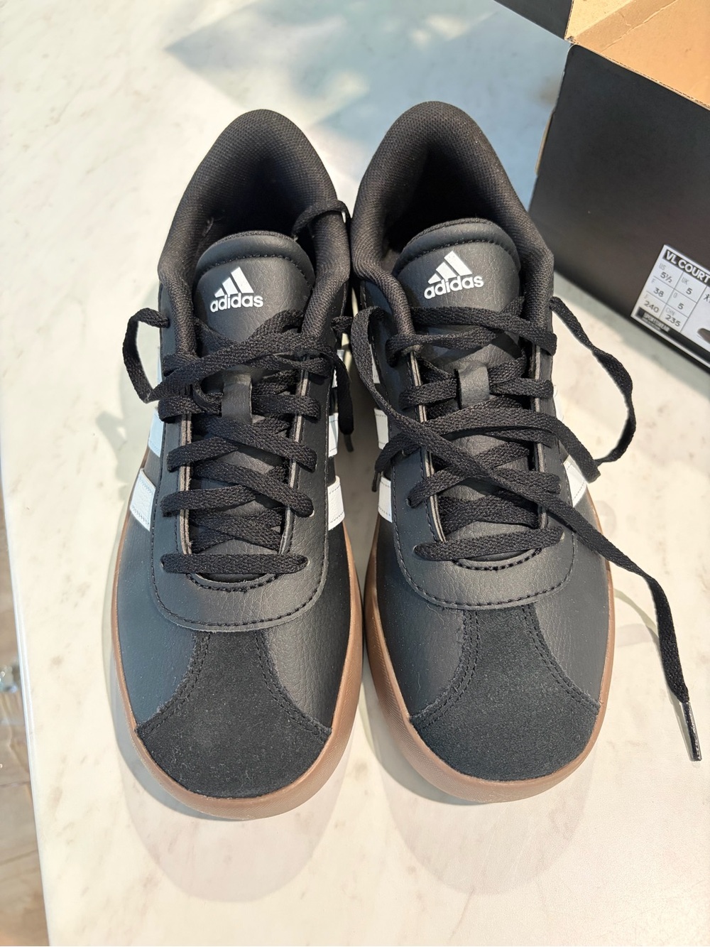 ADIDAS VL Court 3.0k
